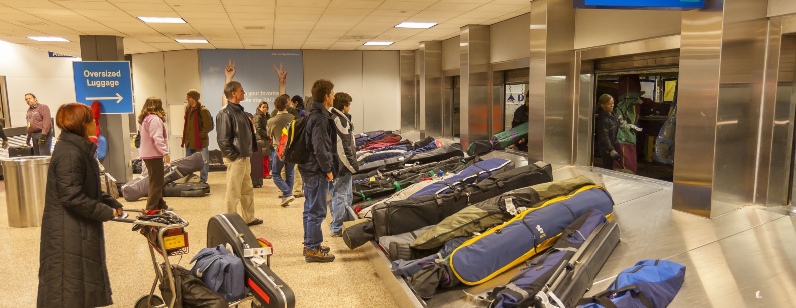 flying-with-skis-and-surfboards-on-spirit-airlines
